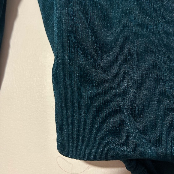 Teal long sleeve going-out top - Picture 3 of 5